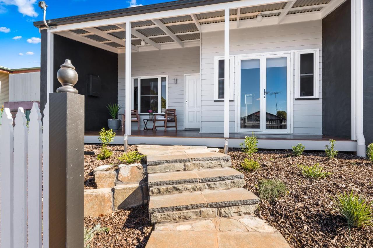 Bluestone Cottages - The Villa Toowoomba Esterno foto